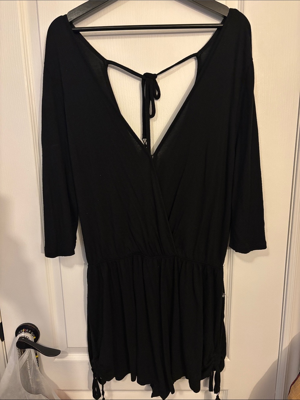 La Vie en Rose Black V-Neck Tie-Back Romper